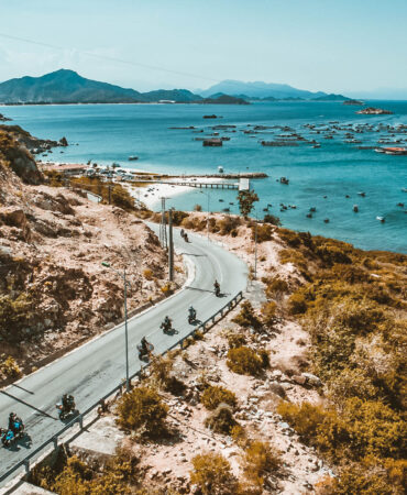 Tour Vịnh Vĩnh Hy – 1 Trong 4 Vịnh Đẹp Nhất Việt Nam 2N2Đ